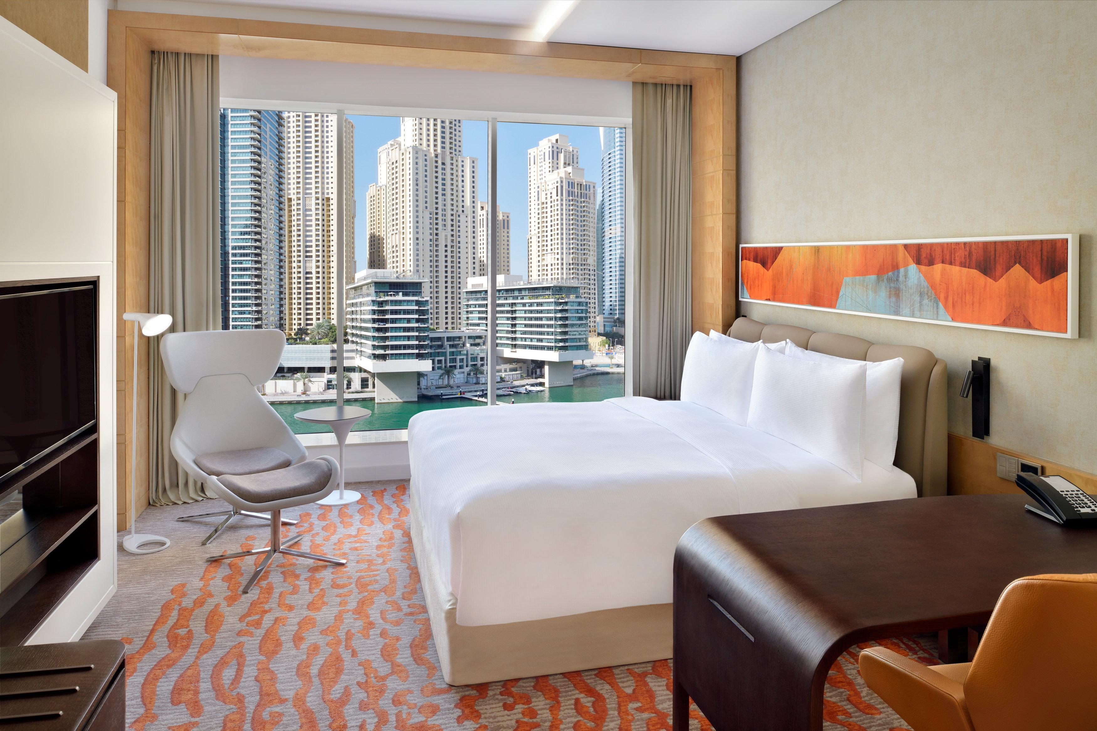 Hotel Crowne Plaza Dubai Marina By Ihg Esterno foto A guest room at the hotel