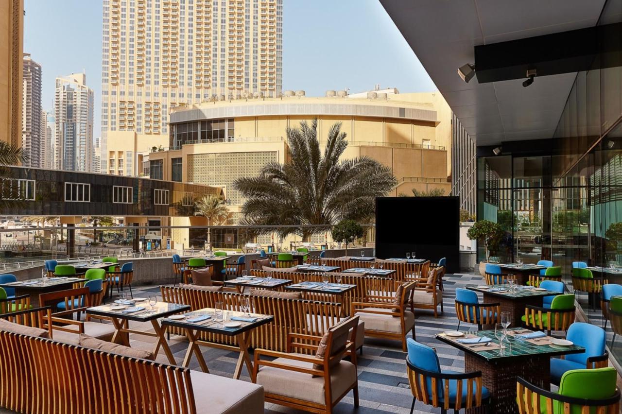 Hotel Crowne Plaza Dubai Marina By Ihg Esterno foto The Address Lounge at Dubai International Airport