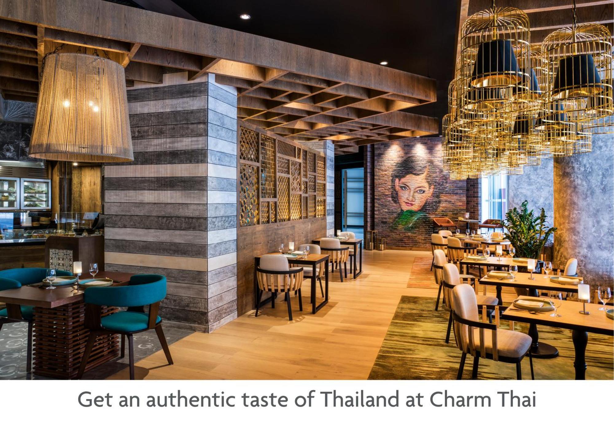 Hotel Crowne Plaza Dubai Marina By Ihg Esterno foto Charm Thai