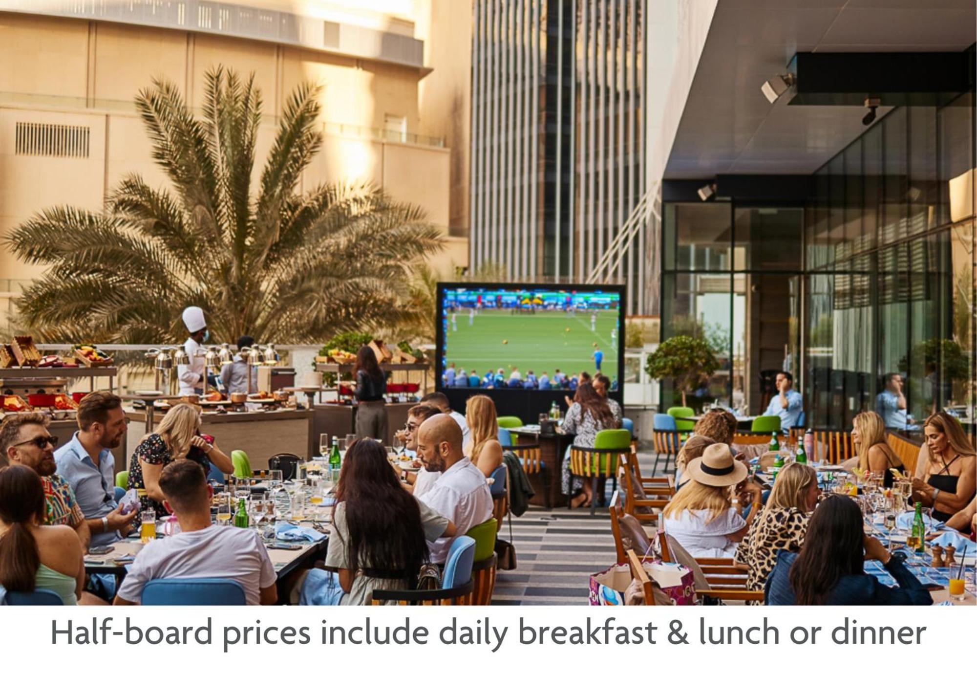 Hotel Crowne Plaza Dubai Marina By Ihg Esterno foto The Terrace
