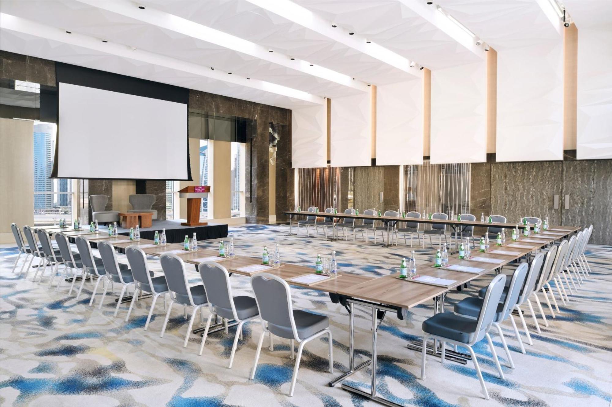 Hotel Crowne Plaza Dubai Marina By Ihg Esterno foto Meeting room