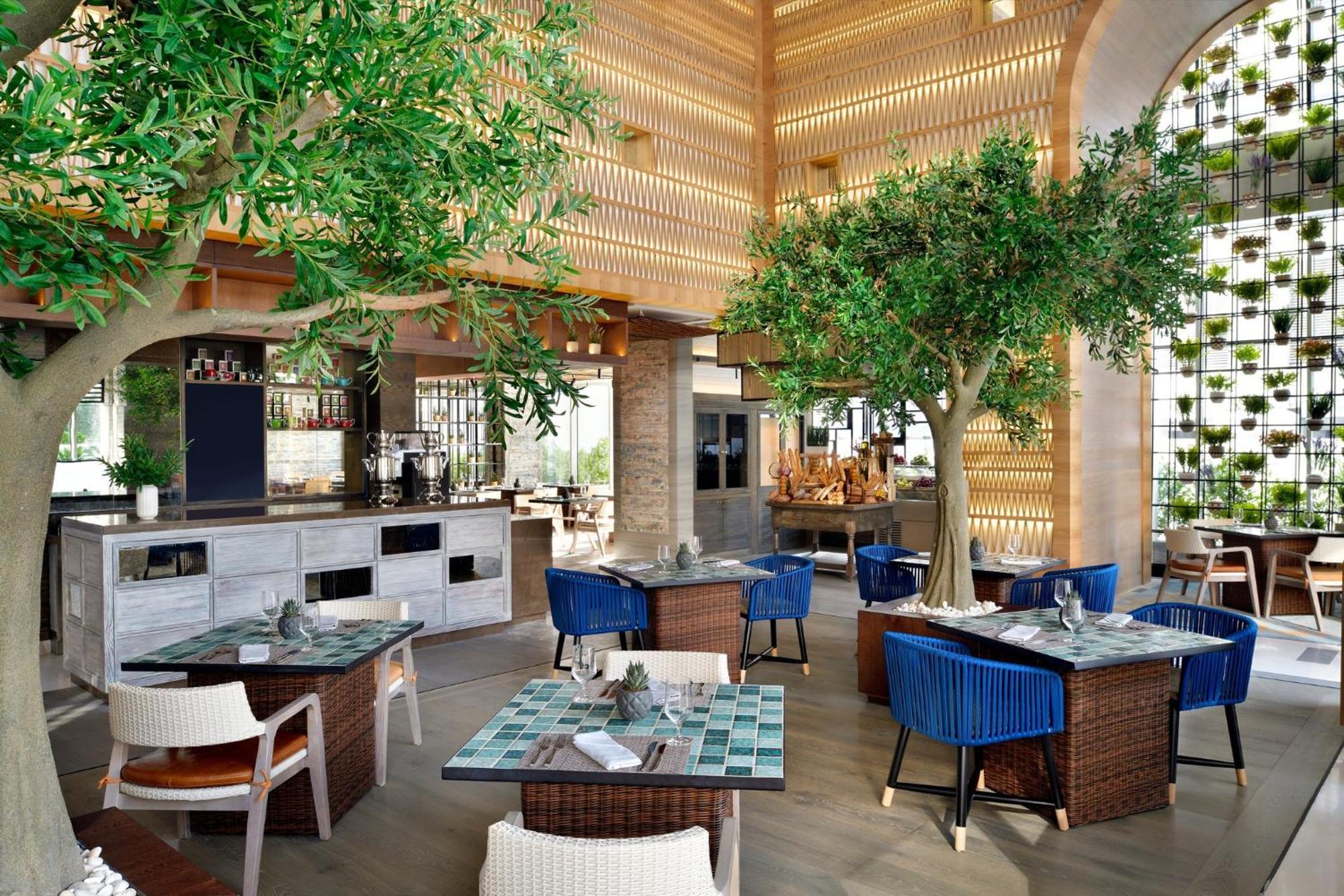 Hotel Crowne Plaza Dubai Marina By Ihg Esterno foto The restaurant