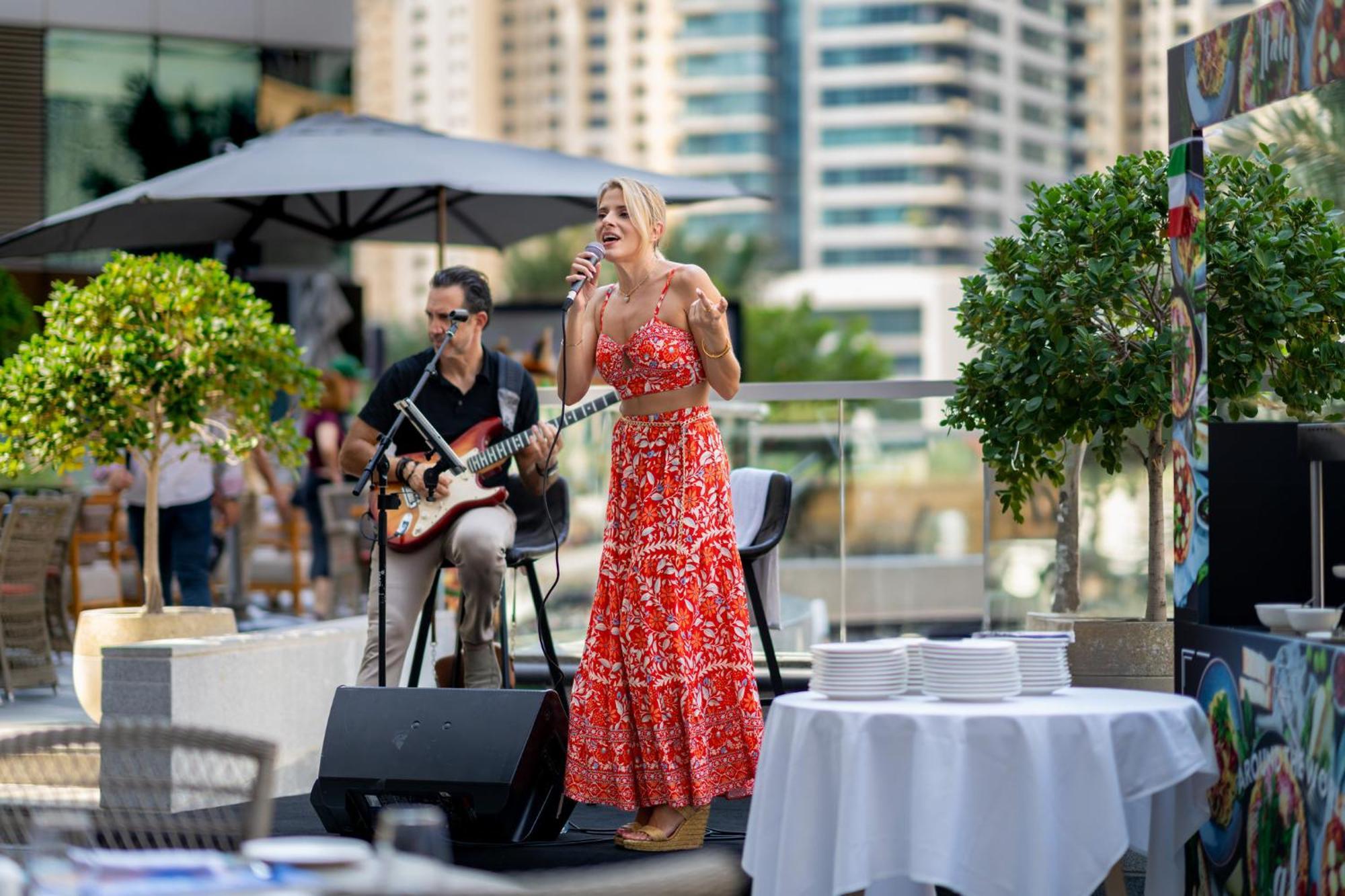 Hotel Crowne Plaza Dubai Marina By Ihg Esterno foto